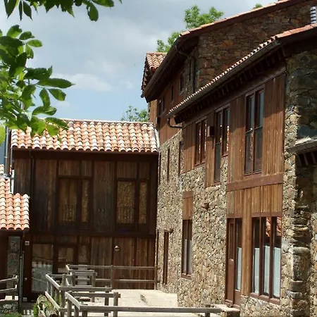 El Serrat Turisme Rural Planoles (Planolas)