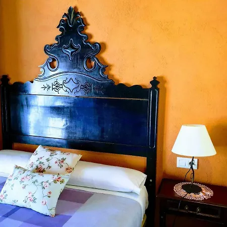 Country house El Serrat Turisme Rural Planoles