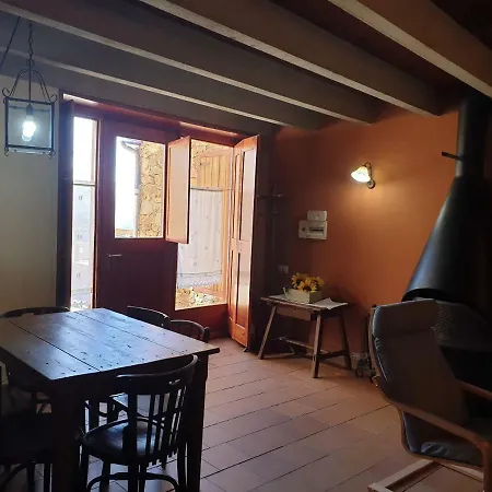 El Serrat Turisme Rural Country house