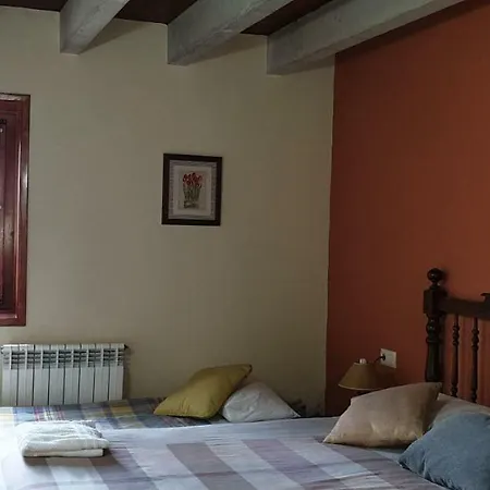El Serrat Turisme Rural Country house Planoles
