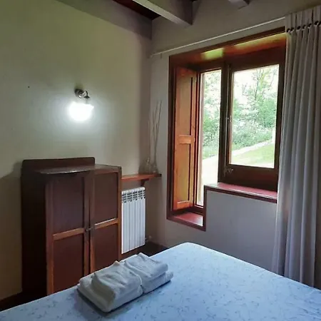 Country house El Serrat Turisme Rural *